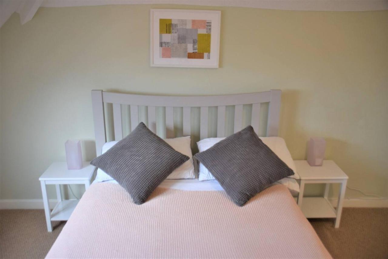 Charming 3-Bed Apartment In Talgarth Powys Брекон Экстерьер фото
